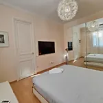 Elegant Apartment Rambla Badal