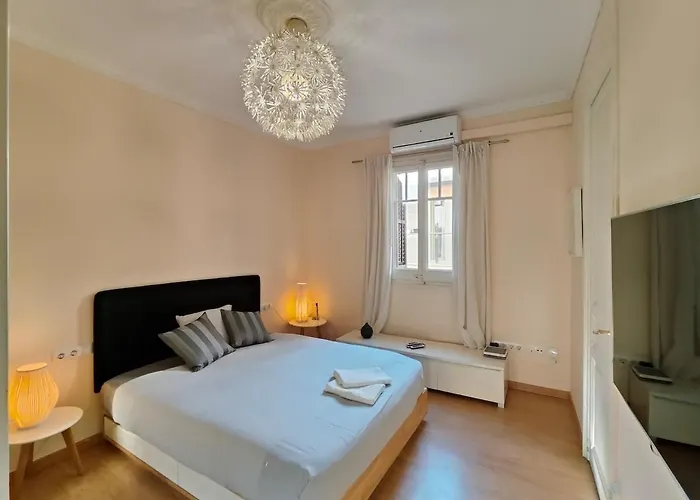 Elegant Apartment Rambla Badal